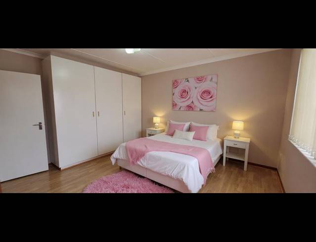 3 BEDROOM HOUSE FOR SALE IN COUNTRY CLUB